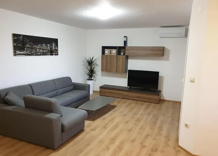 Apartment Ema